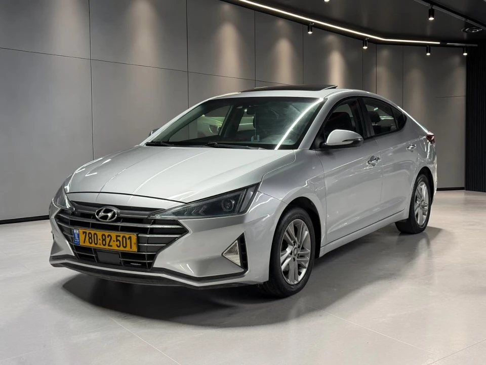 יונדאי ELANTRA
